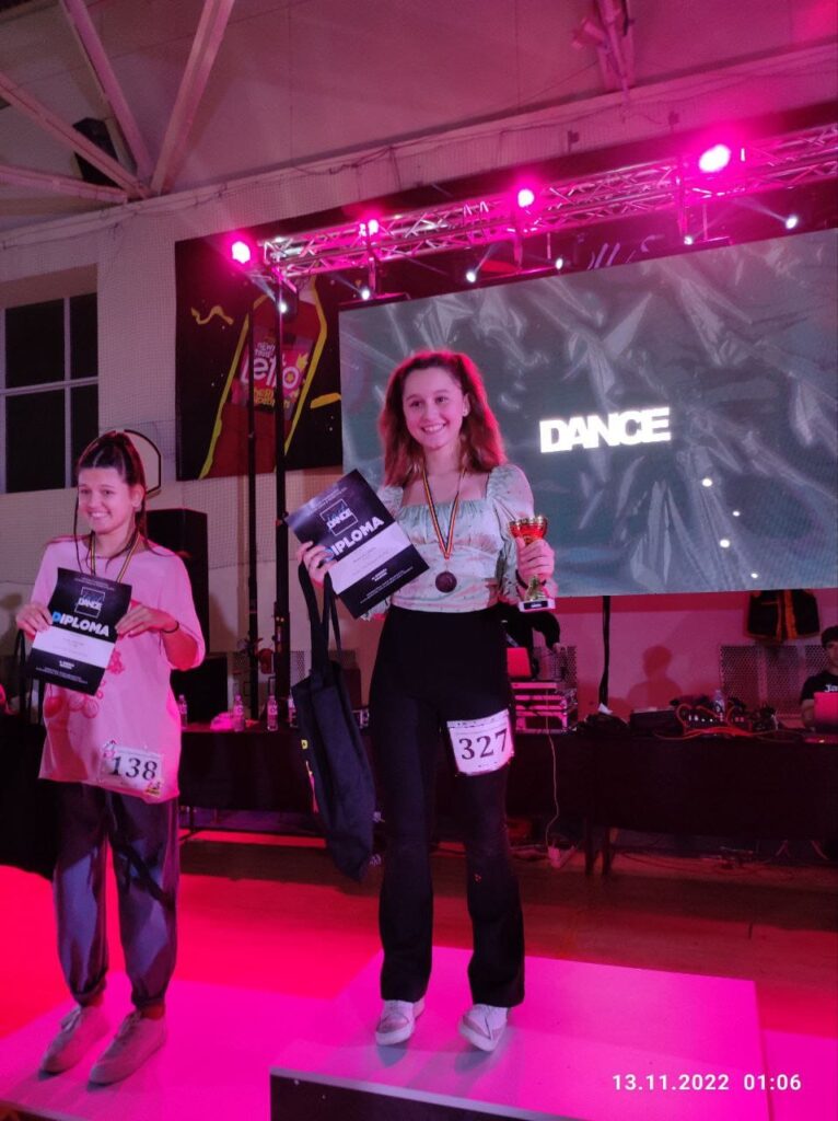 Coregrafiile Just Dance din Rezina premiate într-o competiție a 1500 de dansatori din toată țara.