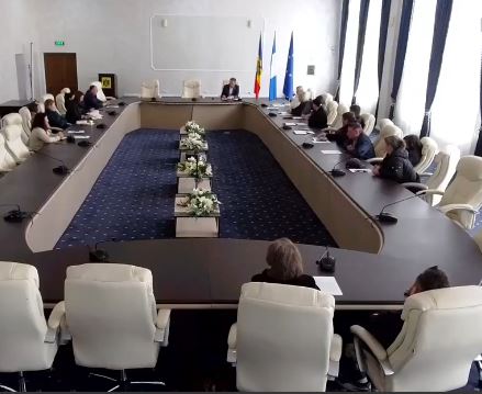 Autoritãțile din Rezina discută transmiterea a cinci instituții publice, din proprietatea raionului în proprietatea orașului Rezina.