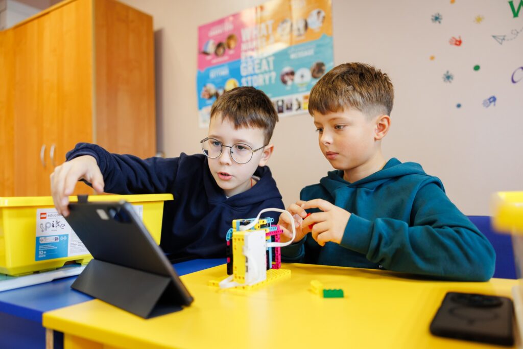 Școală de robotică la Orhei, deschisă cu ajutorul Uniunii Europene.